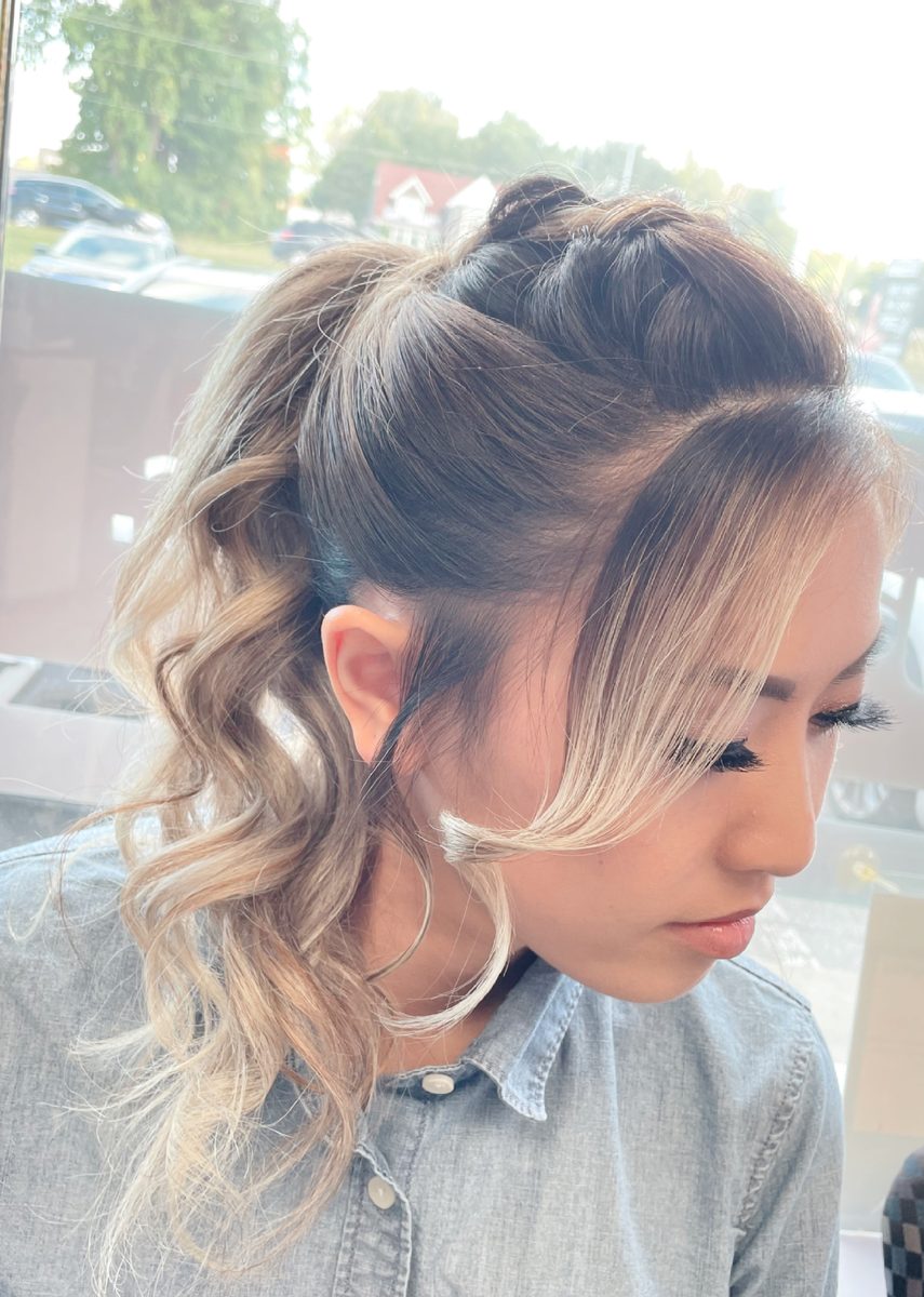 Highlighted high ponytail with braids